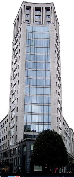 Edificio La Jirafa — Oviedo