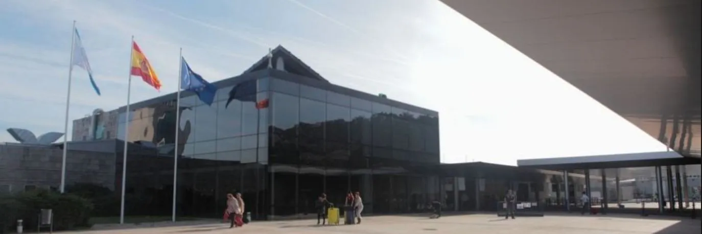 Aeropuerto de La Coruña — La Coruña