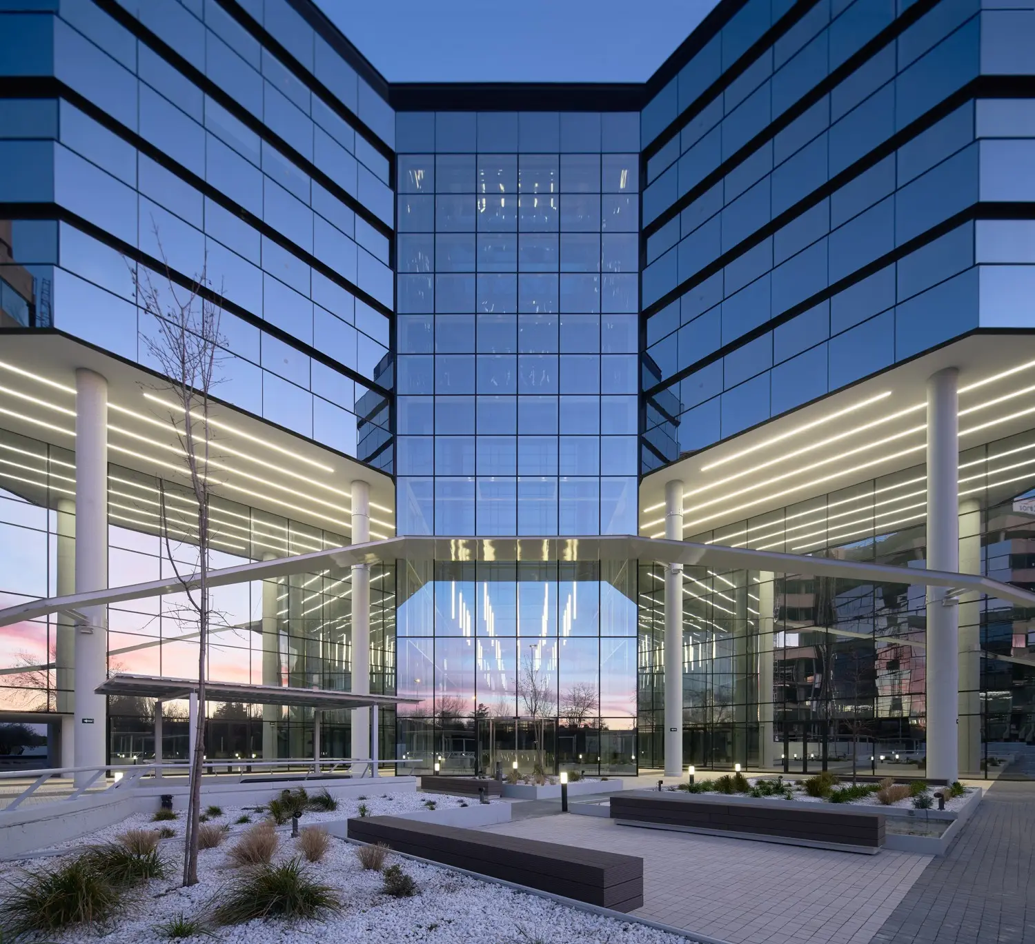 Mirasierra Business Park — fachada principal